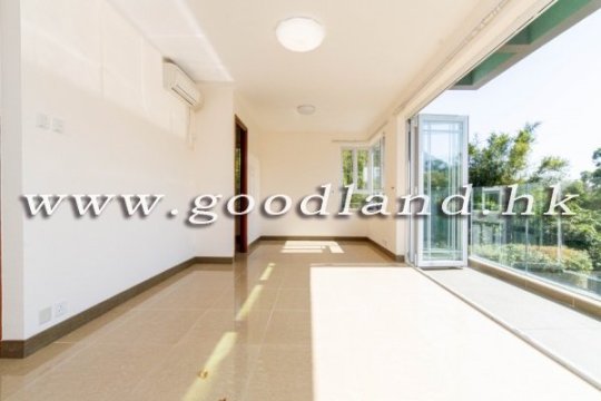 Sai Kung Village House for Sale | Huge Lawn Garden, Private Gate Parking & 4 En-suites