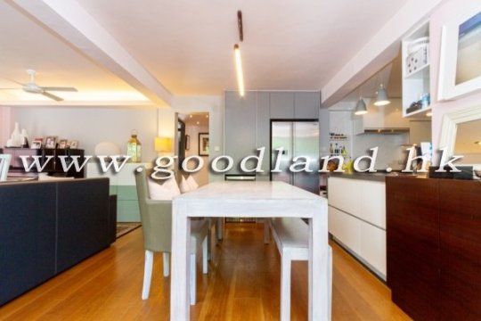 Sai Kung Village House for Sale | Close to Town, Greenery View & Renovation