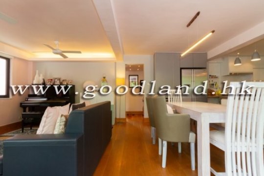 Sai Kung Village House for Sale | Close to Town, Greenery View & Renovation