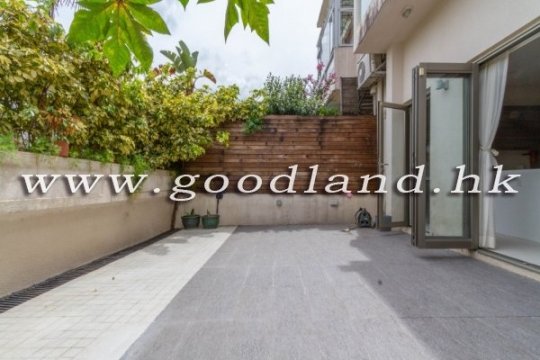 Sai Kung Two Storey House for Sale | Walk to Town, Sea View & Equipped Kitchen