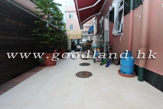 Sai Kung Detached House for Sale | Garden, Sea Greenery View & 3 Bedrooms