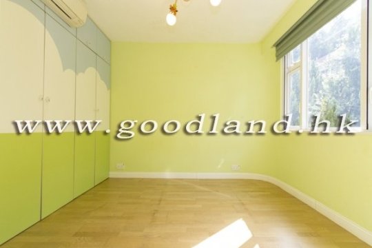 【西貢開揚景觀村屋出售】屋苑泳池