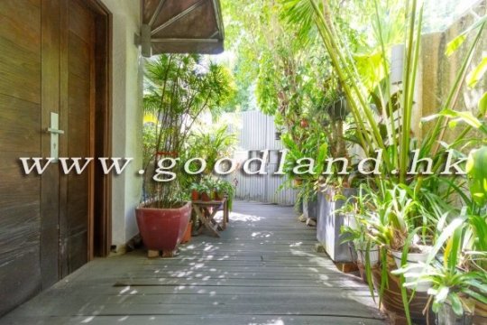 【西貢海景村屋出售】花園・品味裝修・低密度清幽