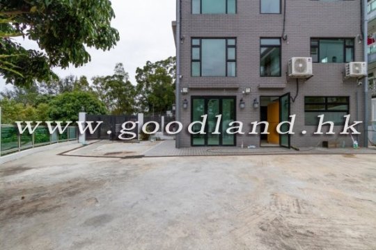 Sai Kung Semi-detached House for Sale | Newly Built, Huge Garden &amp; Sea Views