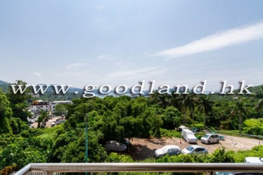 Sai Kung Village House for Sale | Sea View, Terrace for Bbq &amp; Easy Transport