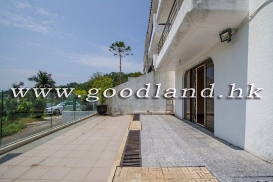 Sai Kung Village House for Sale | Sea View, Terrace for Bbq &amp; Easy Transport