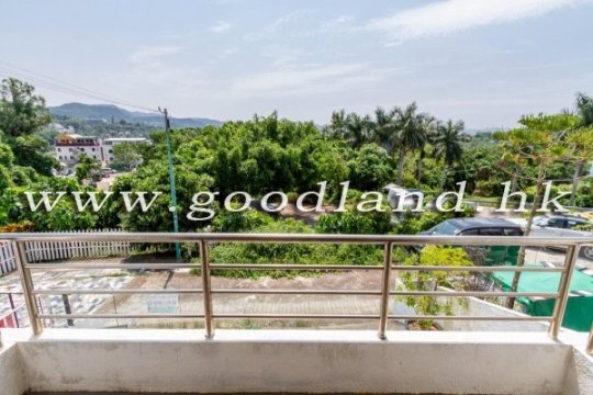 Sai Kung Village House for Sale | Sea View, Terrace for Bbq &amp; Easy Transport