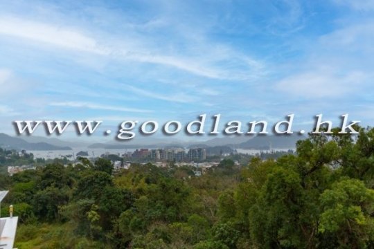 Sai Kung Mid Level Detached Village House for Sale | Huge Garden & Multi Parking
