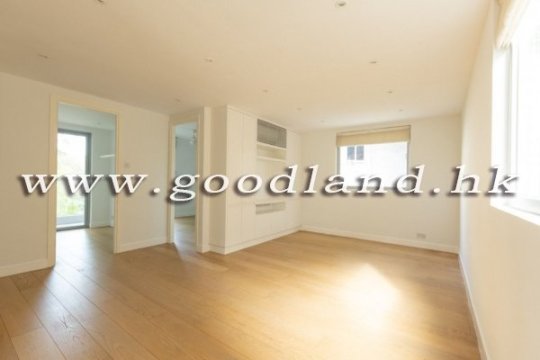 Sai Kung Mid-levels Village House for Sale | Garden & Equipped Kitchen