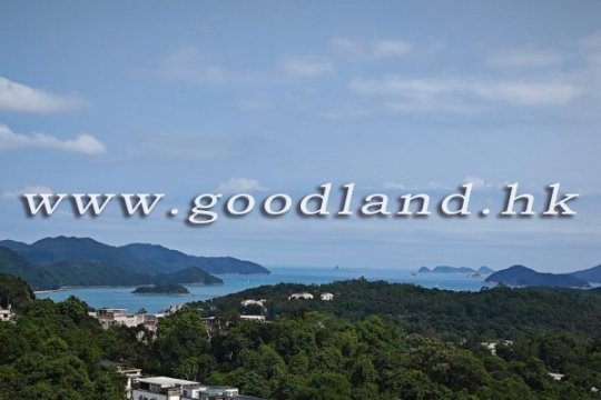 【Sai Kung House for Sale】Spansive 4-BR Home in Well-Managed Estate with Communal Pool