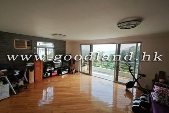 【Sai Kung House for Sale】Spansive 4-BR Home in Well-Managed Estate with Communal Pool