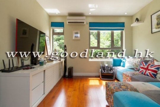 Sai Kung Village House for Sale | Peaceful Home, Front and Back Yard &amp; 5 Bedrooms