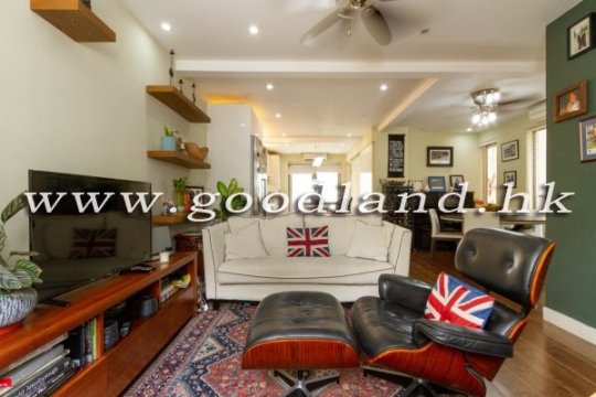 Sai Kung Village House for Sale | Peaceful Home, Front and Back Yard &amp; 5 Bedrooms