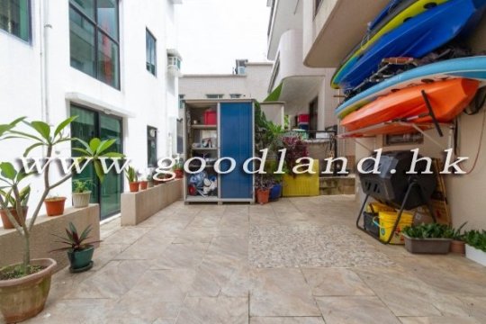 Sai Kung Village House for Sale | Peaceful Home, Front and Back Yard &amp; 5 Bedrooms