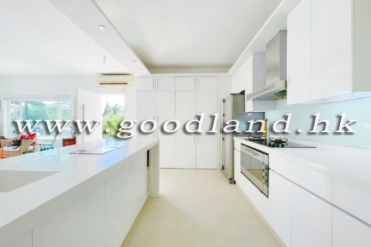 Sai Kung Village House for Sale | Sea and Greenery View, Front Yard &amp; 3 Bedrooms
