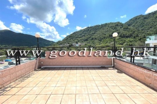 Sai Kung Detached Village House for Sale | Private Gate, Green View &amp; 4 Bedrooms