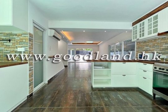 Sai Kung Detached House for Sale | Streamside Greenery, Huge Garden &amp; 3 En-suites