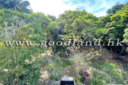 Sai Kung Detached House for Sale | Streamside Greenery, Huge Garden &amp; 3 En-suites