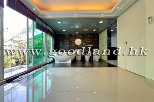 Sai Kung Detached House for Sale | Streamside Greenery, Huge Garden &amp; 3 En-suites