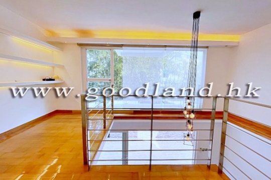 Sai Kung Detached House for Sale | Streamside Greenery, Huge Garden &amp; 3 En-suites