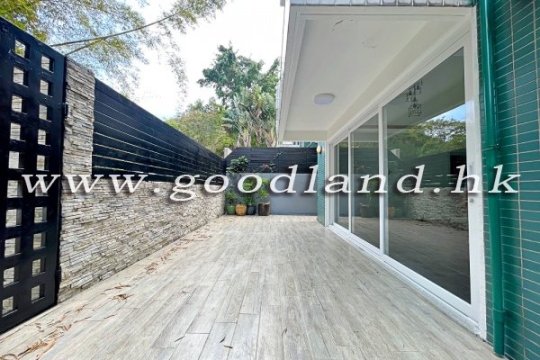 Sai Kung Detached House for Sale | Streamside Greenery, Huge Garden &amp; 3 En-suites