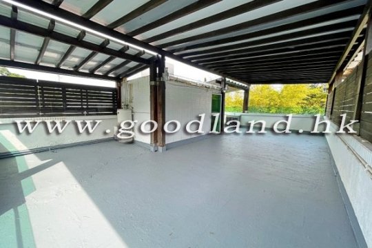 Sai Kung Detached House for Sale | Streamside Greenery, Huge Garden &amp; 3 En-suites