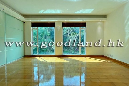 Sai Kung Detached House for Sale | Streamside Greenery, Huge Garden &amp; 3 En-suites