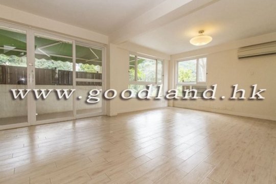 Sai Kung Lower Duplex Village House for Sale | Green View, Parking &amp; 3 Bedrooms