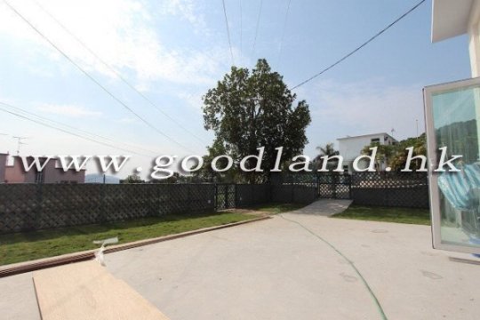 Sai Kung Mid-level Detached House for Sale | Sea View Garden & 3 En-suites