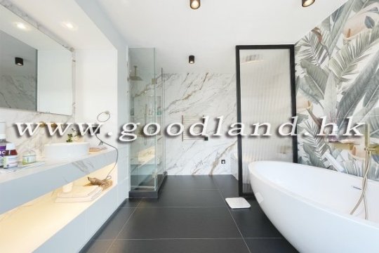 Sai Kung Detached House for Sale | Lawn Garden, Private Pool & Managed Complex