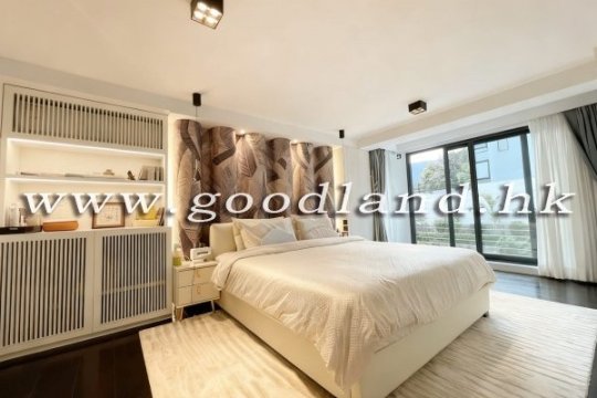 Sai Kung Detached House for Sale | Lawn Garden, Private Pool & Managed Complex