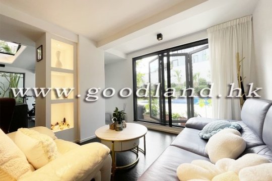 Sai Kung Detached House for Sale | Lawn Garden, Private Pool & Managed Complex