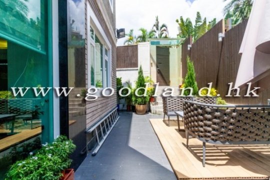 Sai Kung Terrace Home for Sale | Huge Terrace, Greenery View & Parking