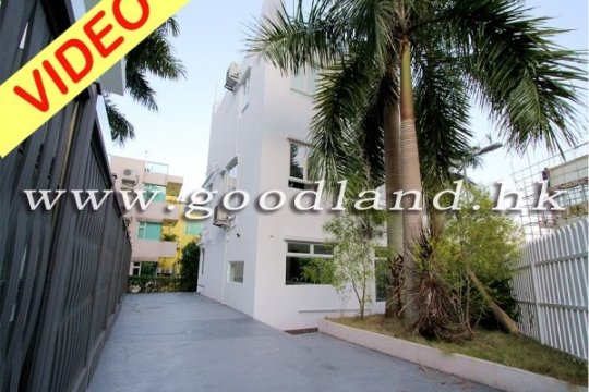 SAI KUNG Mid-Level Village House For Sale | Renovated, Sea and Greenery View