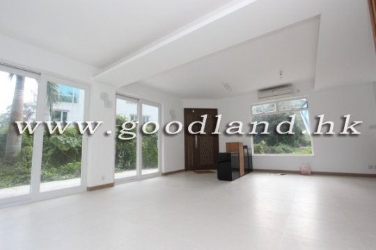 SAI KUNG Mid-Level Village House For Sale | Renovated, Sea and Greenery View