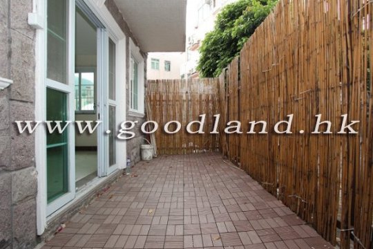 Convenient Location | Sai Kung Village House for Rent