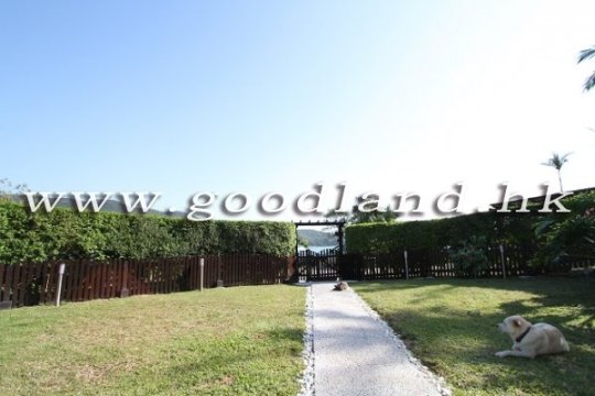 The Garden Leads Out to Beach | Sai Kung Village House for Rent | 3br