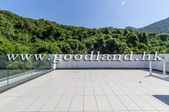 清水灣 | 開揚翠綠山景村屋 · 時尚開放式廚房 · 出售