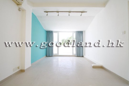 Sai Kung Villa for Sale with Garden & Pool | Hot Location
