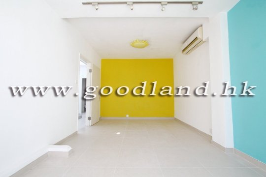 Sai Kung Villa for Sale with Garden & Pool | Hot Location