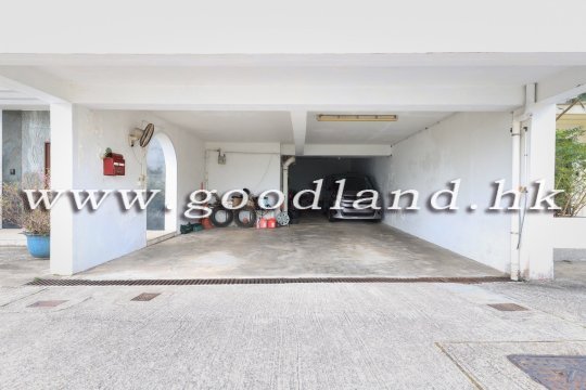 【Clear Water Bay Mansion】Spacious 5-BR Villa Near MTR | Prime Location