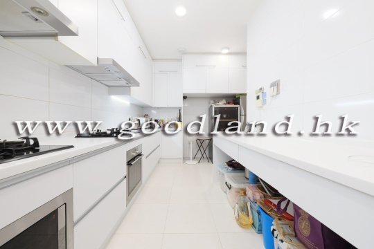 【Clear Water Bay Mansion】Spacious 5-BR Villa Near MTR | Prime Location