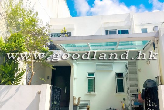 【Clear Water Bay Villa For Sale】Newly Renovated 3-BR (1 En-suite) Near MTR