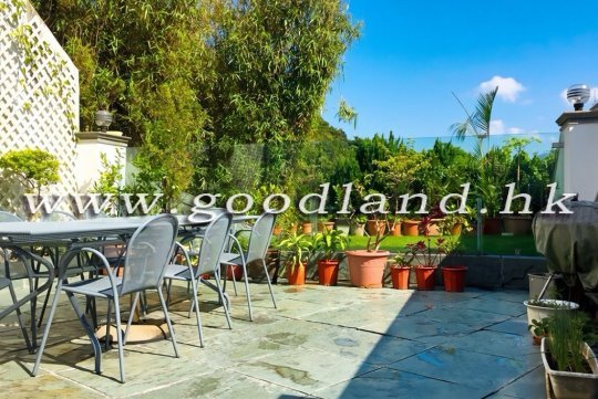【Clear Water Bay Villa For Sale】Newly Renovated 3-BR (1 En-suite) Near MTR