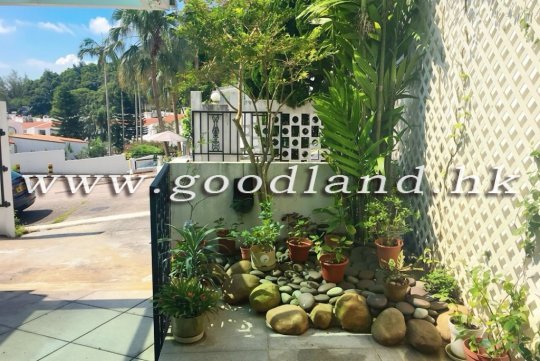 【Clear Water Bay Villa For Sale】Newly Renovated 3-BR (1 En-suite) Near MTR