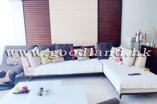 【Clear Water Bay Villa For Sale】Newly Renovated 3-BR (1 En-suite) Near MTR