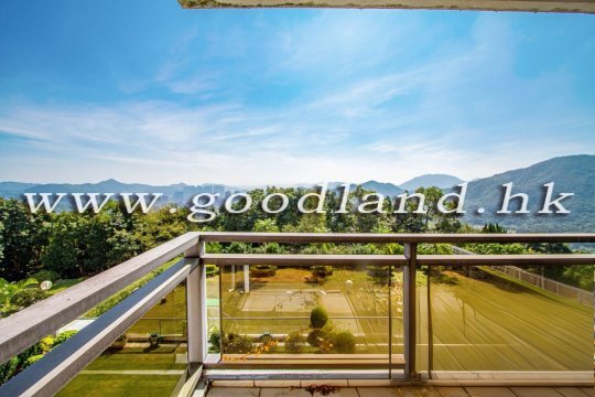 【Clear Water Bay Villa For Sale】3-BR (1 En-suite) Near MTR | Prime Location