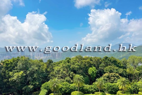 【Clear Water Bay Villa For Sale】3-BR (1 En-suite) Near MTR | Prime Location