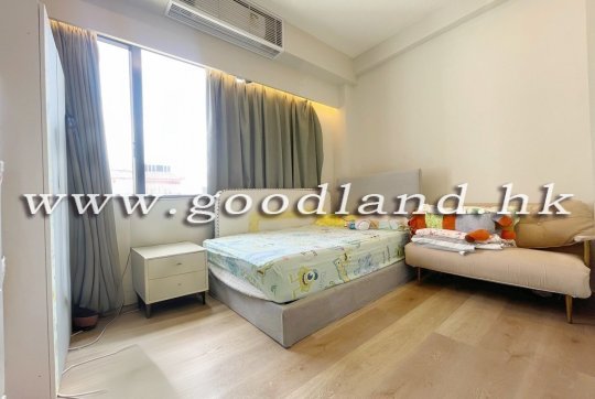 【Clear Water Bay Villa For Sale】3-BR (1 En-suite) Near MTR | Prime Location
