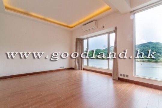 【西贡临海屋苑住宅出售】尊贵・实用家庭布局